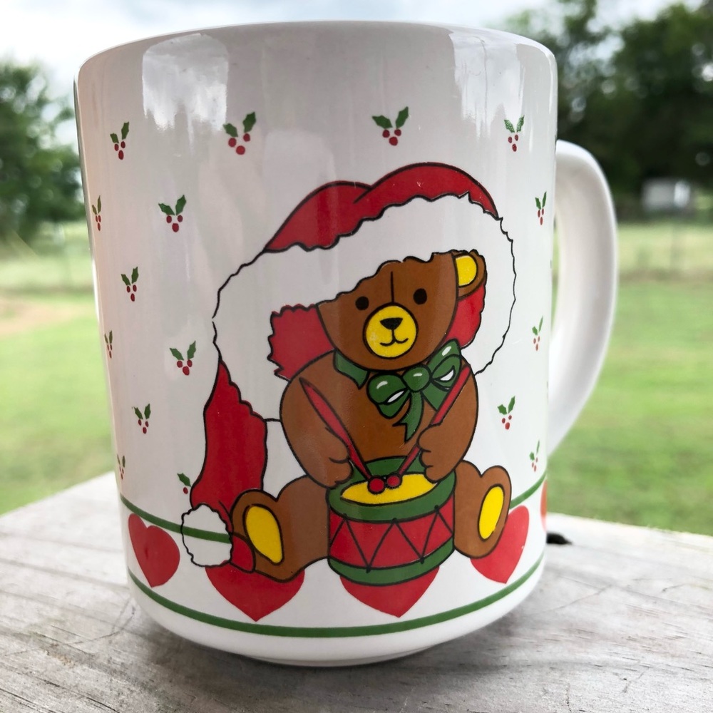Vintage Sunny Korea Christmas Bear mug